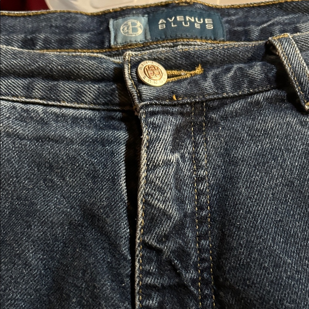 Women’s Avenue Blues Dark Blue Denim Jeans
16 Tall